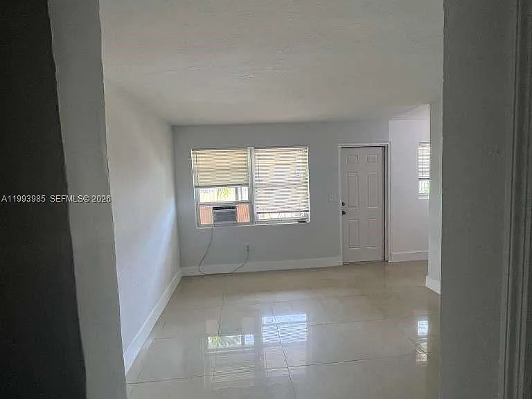 1281 NW 60th St #5 — Photo 11