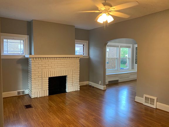 2nd image of 14714 Leonard Ave