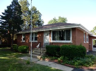 2N576 Mildred Ave, Glen Ellyn, IL 60137