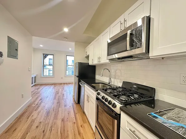 449 W 46th St #85, New York, NY 10036