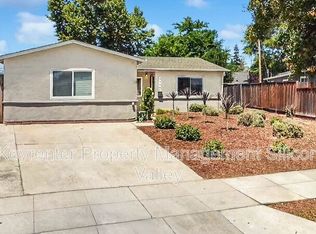 3115 Calzar Dr, San Jose, CA 95118