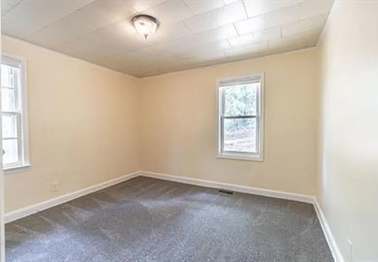 885 S Stephens St — Photo 30