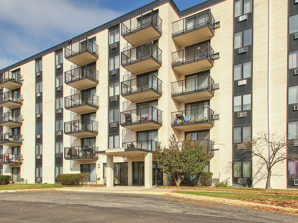 1st image of 9074 W Terrace Dr APT 5E
