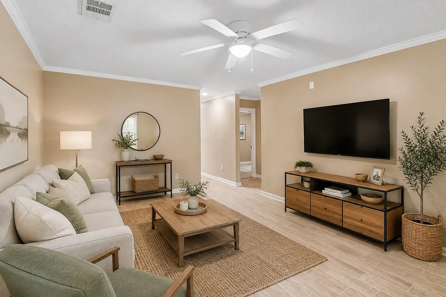 4 bed, 1248 sqft, $2,500 — Photo 4