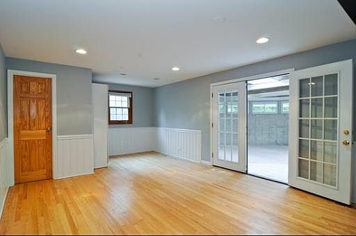 5th image of 923 Quince Ln