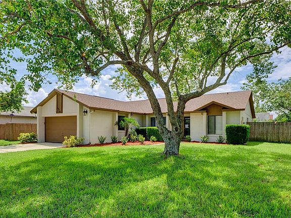 3rd image of 2476 Whispering Maple Dr