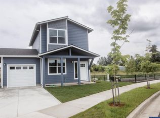 1937 Stoltz Hill Rd, Lebanon, OR 97355