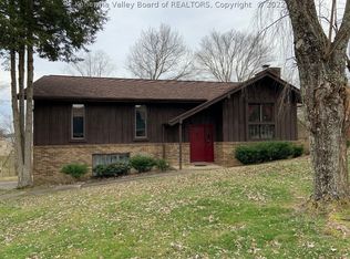 25 Kinwood Dr, Milton, WV 25541