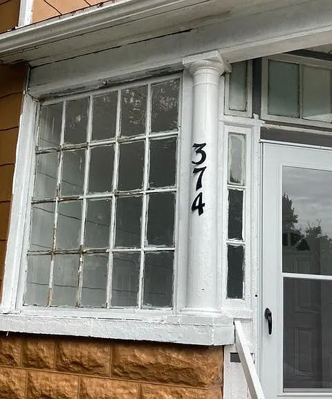 374 Hawley St — Photo 1