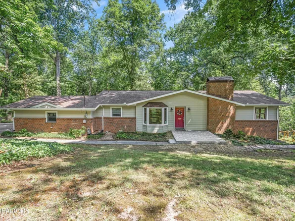 128 Oklahoma Ave, Oak Ridge, TN 37830