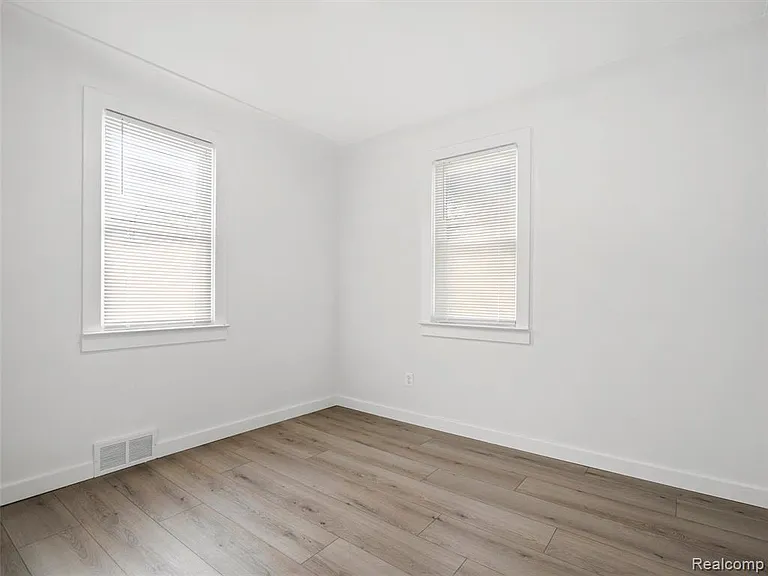 1751 Woodward Heights Blvd — Photo 13