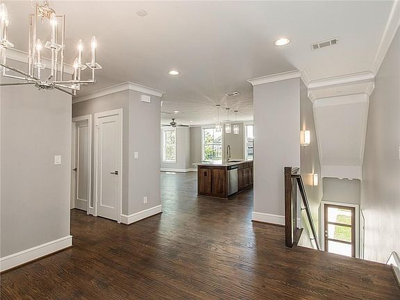 4th image of 4144 Druid Ln #2