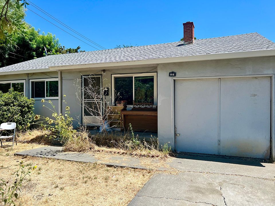 1st image of 916 Douglass Ave