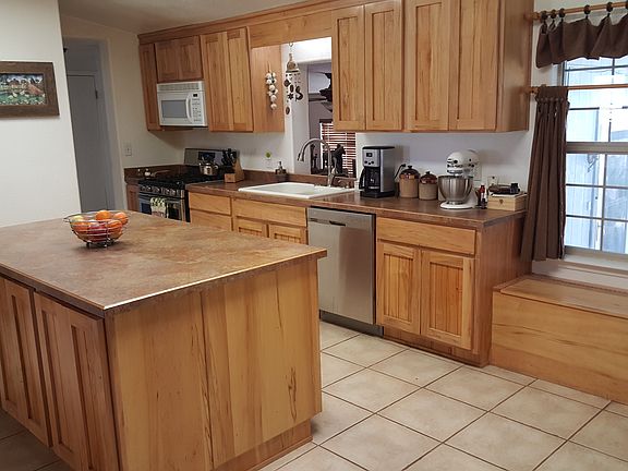 5th image of 6509 Sunflower Ave