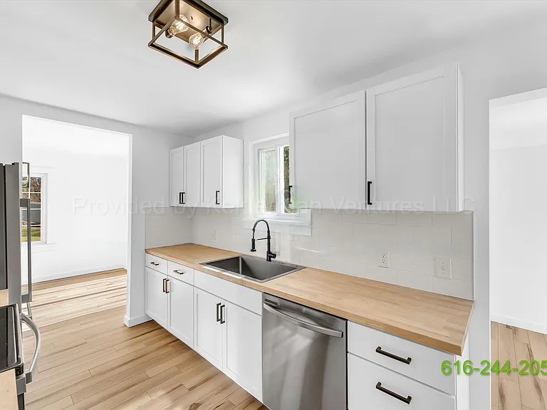 9335 SW Greenville Rd — Photo 5