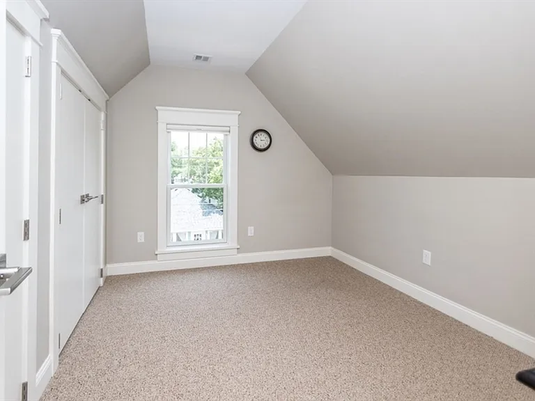 7 Floral Ave #7 — Photo 16