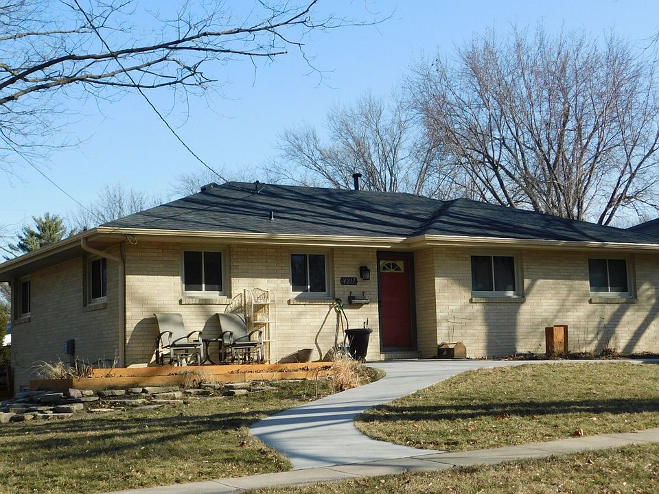 2nd image of 4217 Aurora Ave