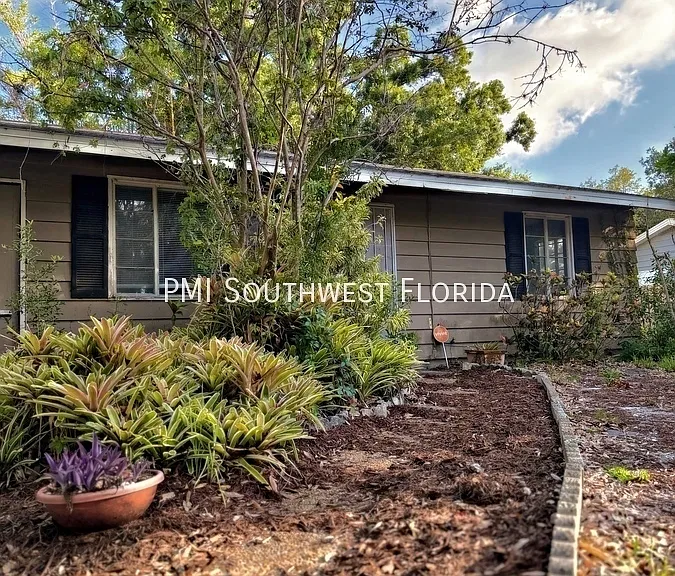 566 S Pelican Dr — Photo 26