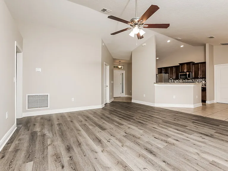 2214 Angel Fish Loop — Photo 4