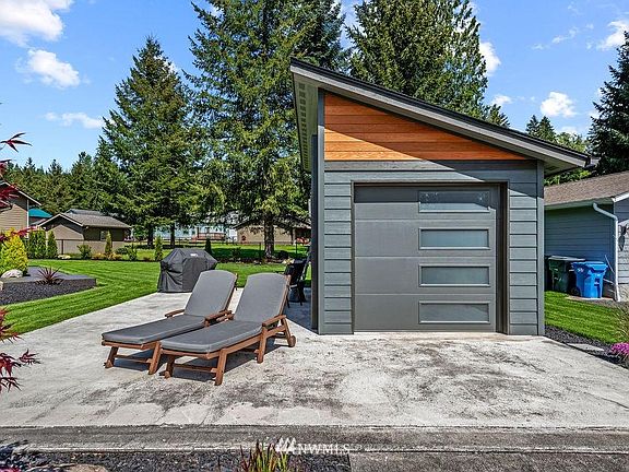 5th image of 137 Steelhead Dr