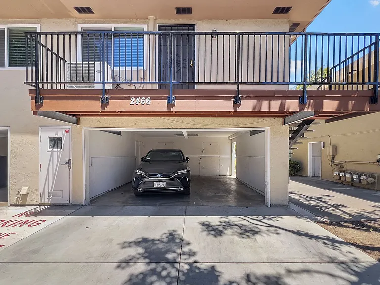 2466 Golzio Ct #4 — Photo 15