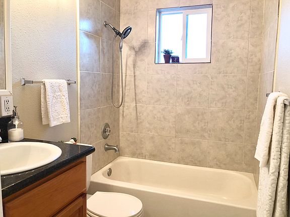 5th image of 2391 Purinton Dr