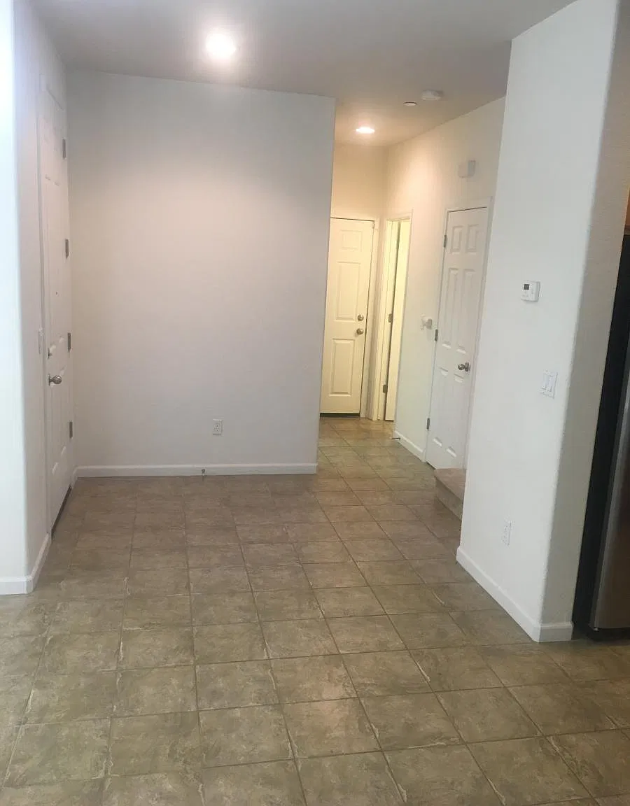 3 bed, 1718 sqft, $2,750 — Photo 3