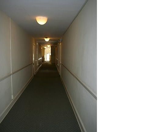 3rd image of 210 N Stafford Ave #U8