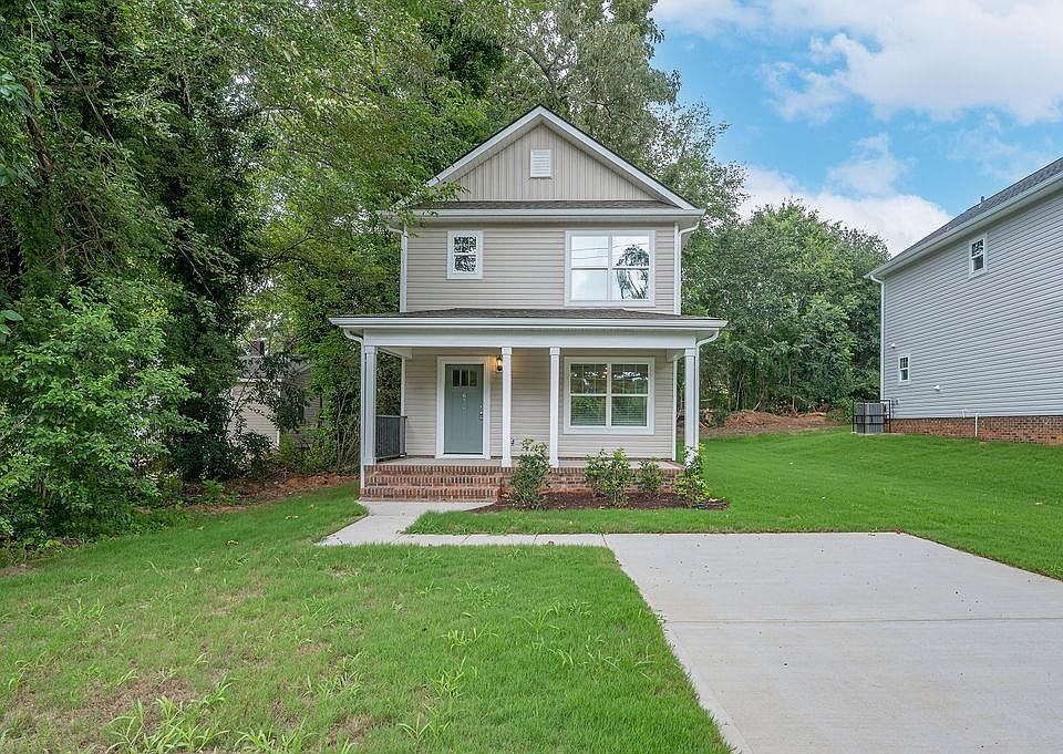 1st image of 674 Saxon Ave