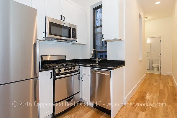 Rented by Copperwood Real Estate | media 7