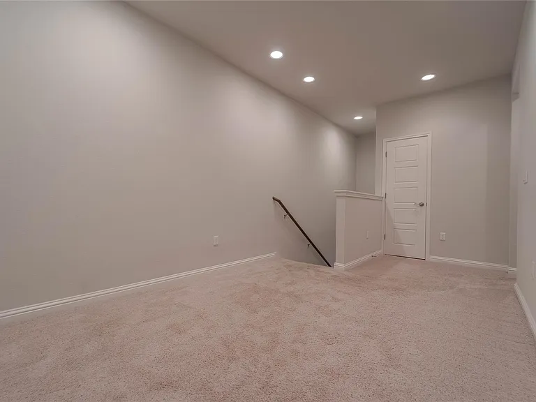 13800 Lyndhurst St #293 — Photo 13