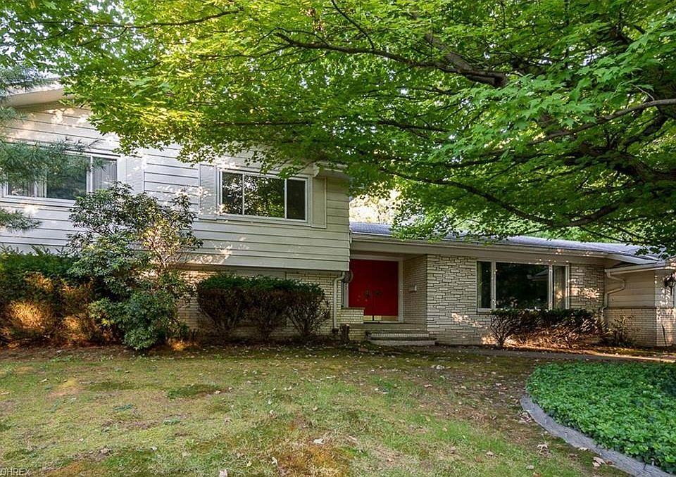 1st image of 1031 Linden Ln