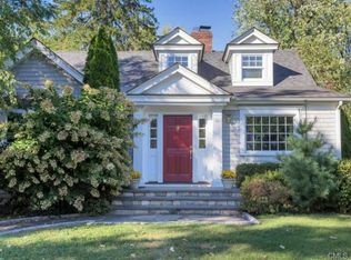 25 Tait Rd, Old Greenwich, CT 06870