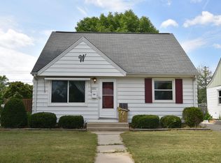 3501 N 93rd St, Milwaukee, WI 53222