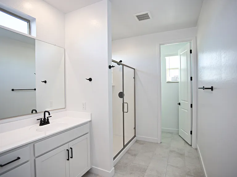 745 W Sparrow Dr — Photo 27