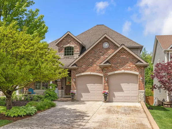 5814 Washington St, Downers Grove, IL 60516