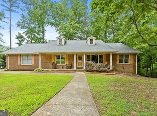 1290 Shadowlawn Dr NE, Conyers, GA 30012