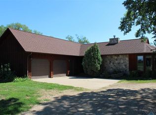 22794 455th Ave, Madison, SD 57042