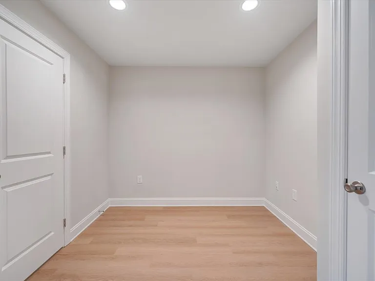 1031 Wild Fox Ct — Photo 16