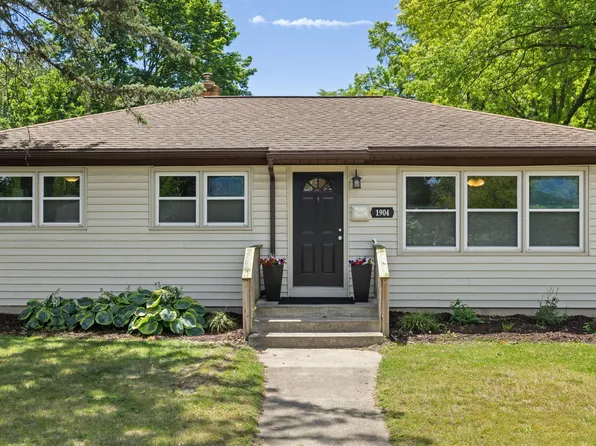 1904 Griggs St SE, Grand Rapids, MI 49506
