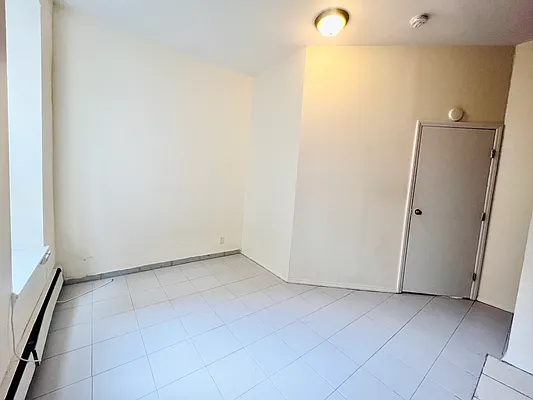 Rented by Pear NYC LLC | media 4