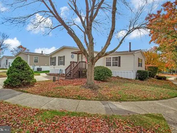 8020 Fair Breeze Dr, Severn, MD 21144
