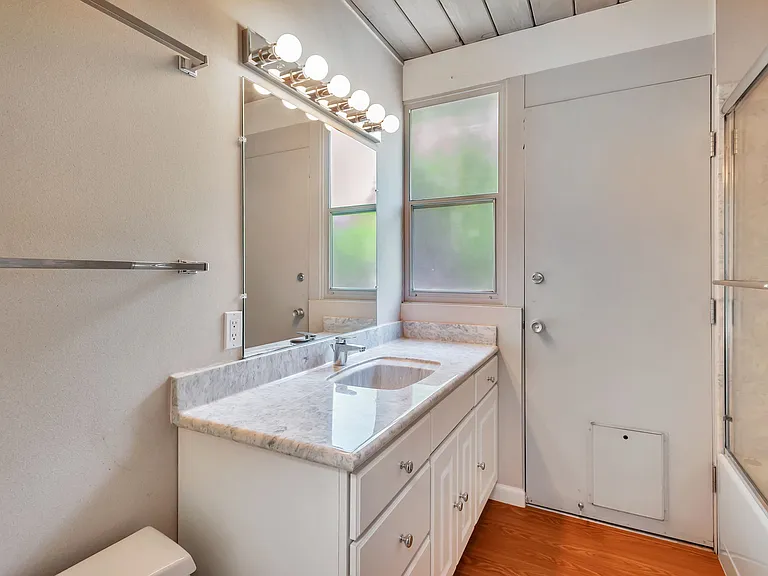 193 Ferne Ave — Photo 38
