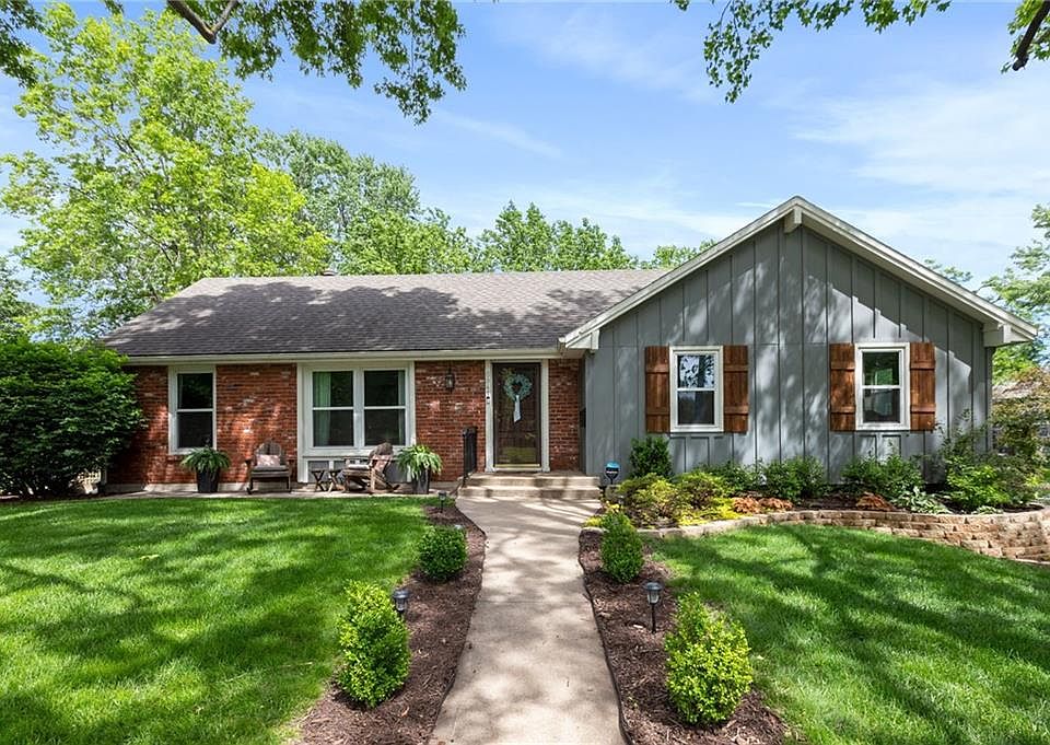 1st image of 8941 Carter Cir