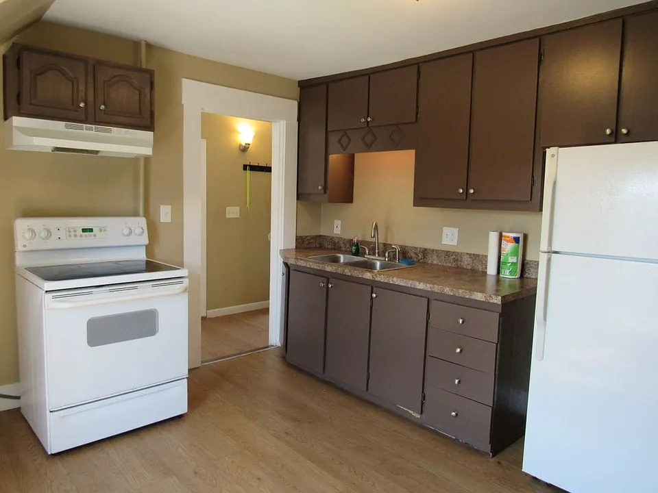 8 South St #3