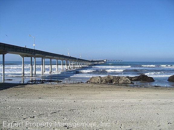 3rd image of 5041-43 Santa Monica Ave #9