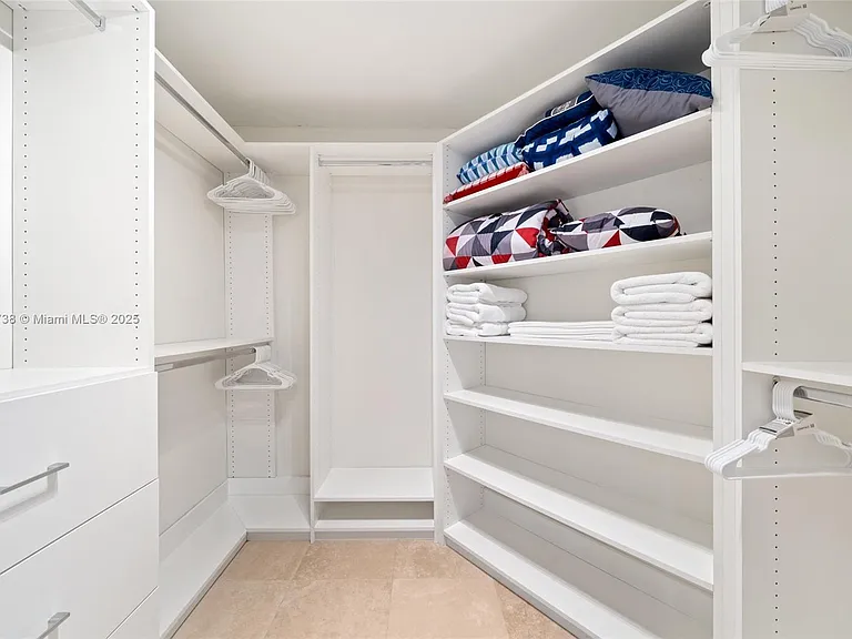 5424 SW 154th Pl — Photo 34