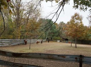 65 White Pond Rd, Stow, MA 01775