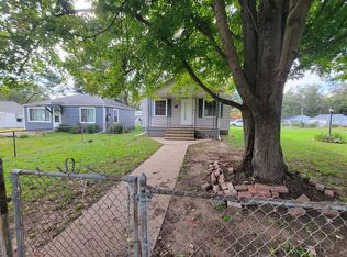2005 S Winston St, Peoria, IL 61605