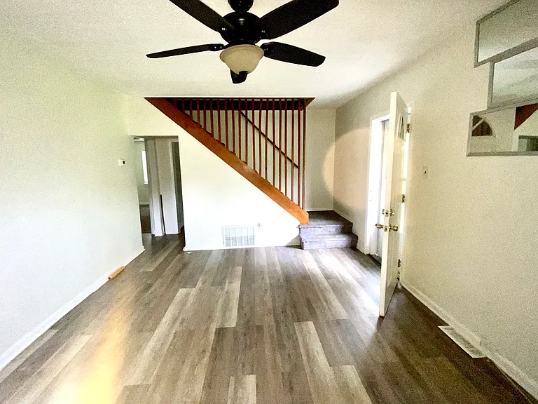 54 Mabel St — Photo 2